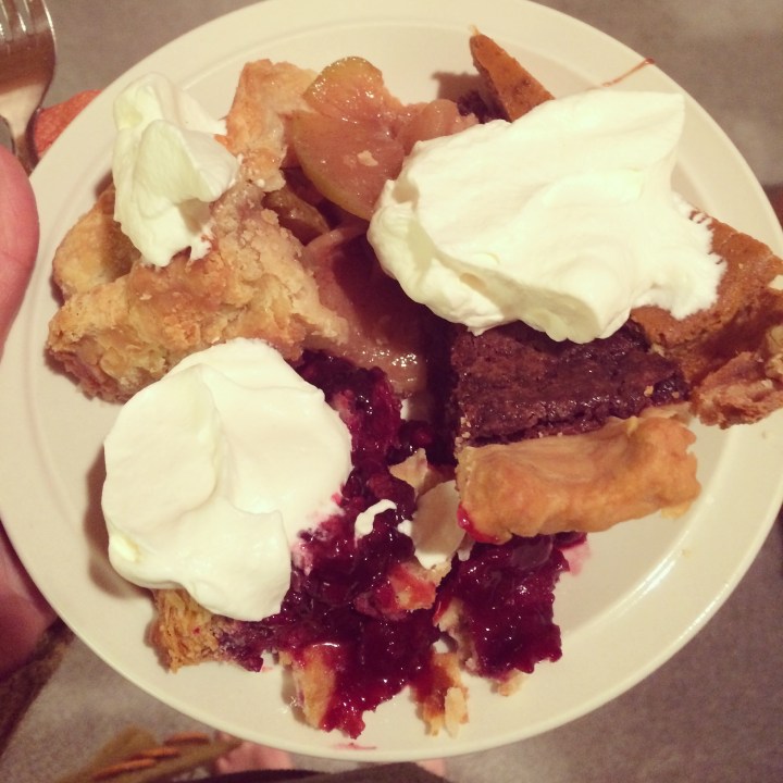 Full Pie Plate | Land of Laurel