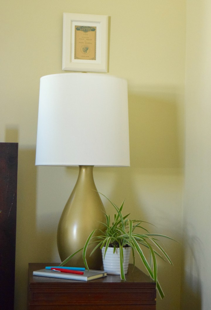 Rightstand | Land of Laurel