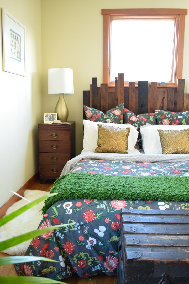 Gold Bedroom Lamps | Land of Laurel