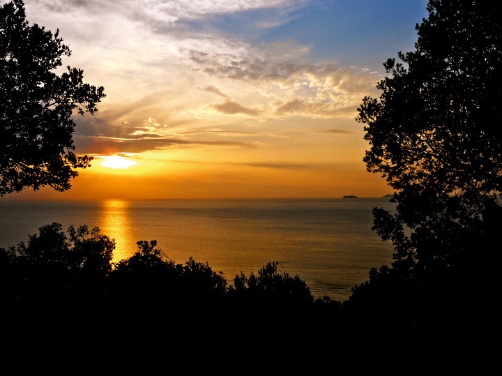 Istanbul Sunset | Land of Laurel