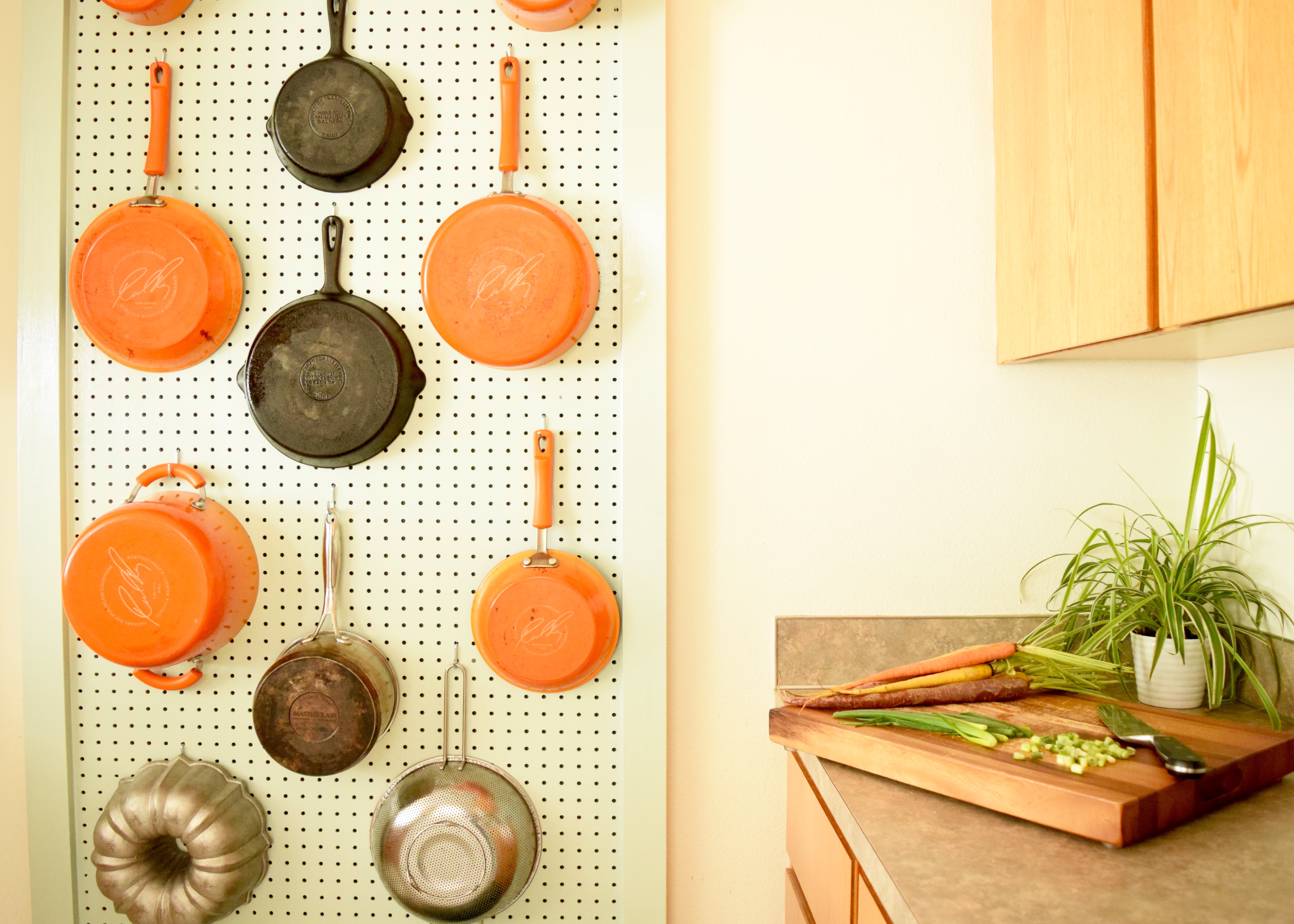 Pegboard | Land of Laurel