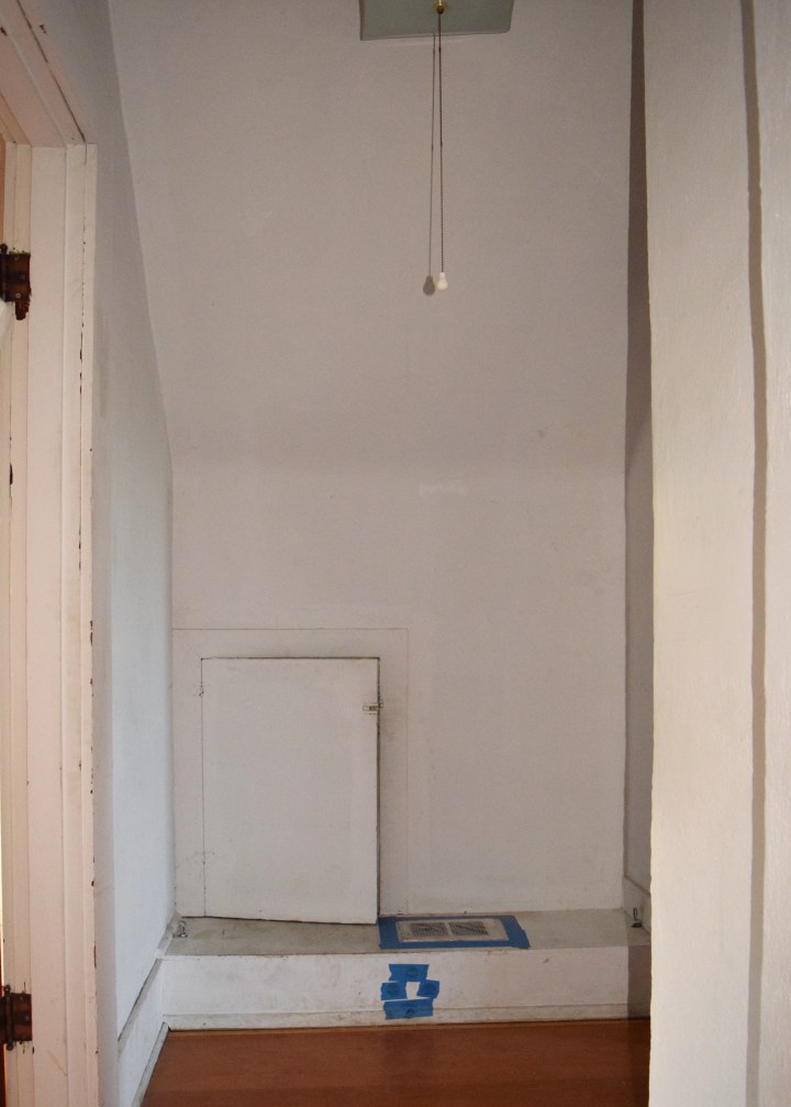 Berrybrier | Crawl Space