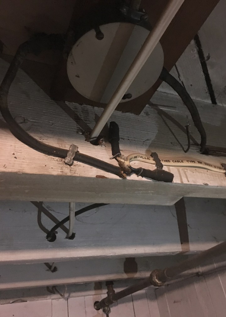 Berrybrier | Electrical