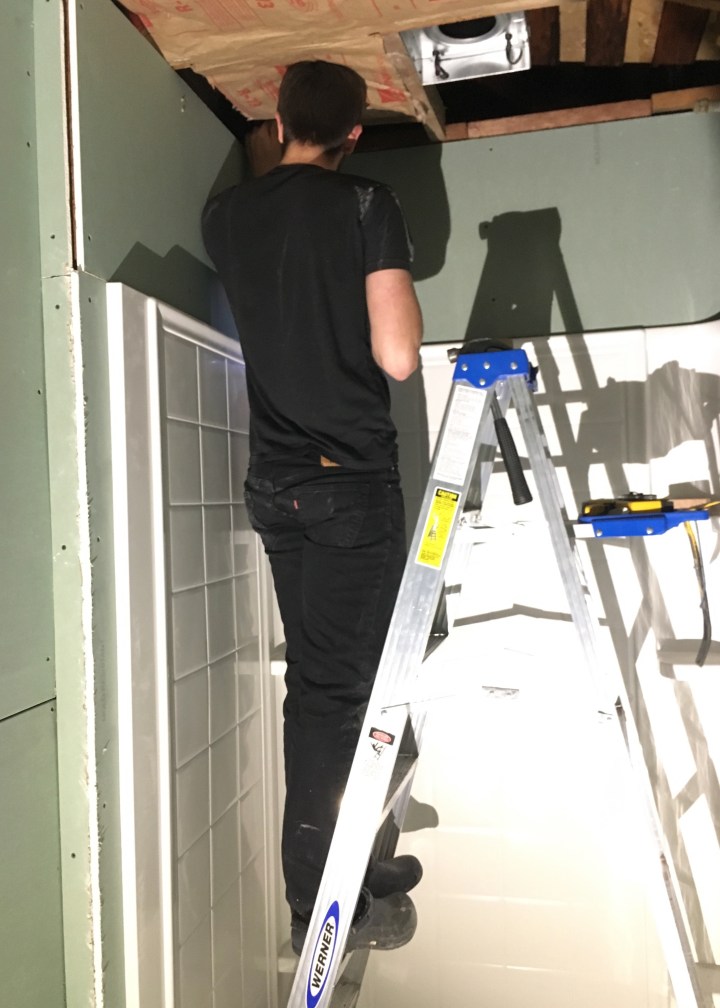 Berrybrier | Drywall Second Person