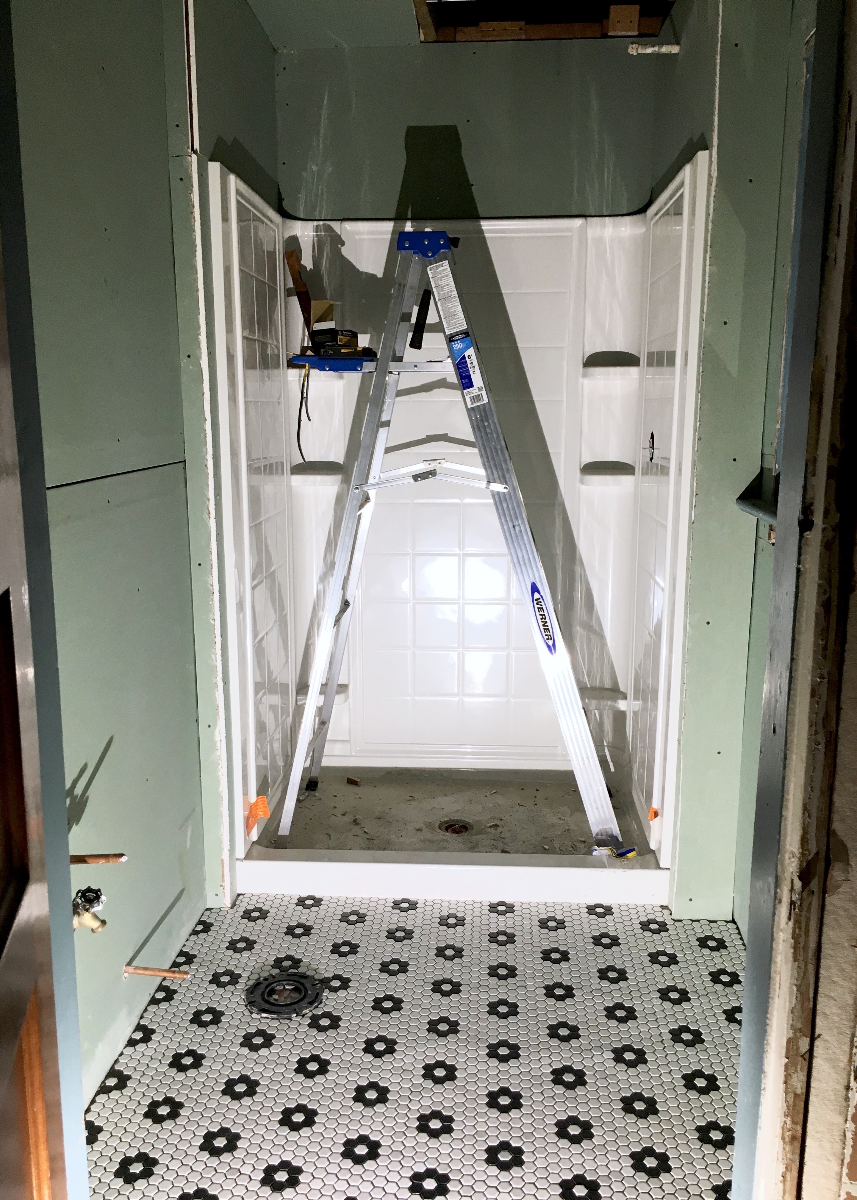 Berrybrier | Ungrouted Tile.jpg