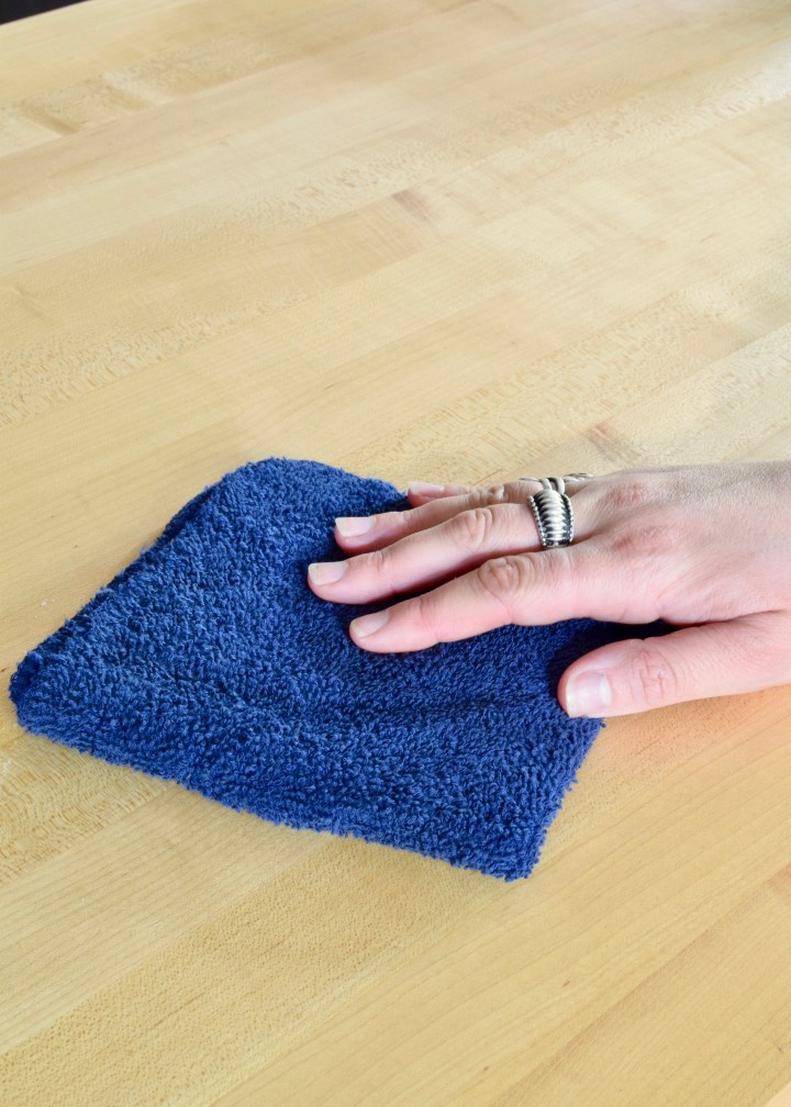 How to Stop Using Paper Towels (and Be More&nbsp;Eco-Friendly!)